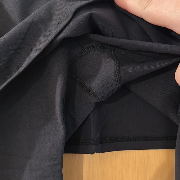 Athleta Contender 2 in 1 Skirt Skort Capri Cropped Leggings Black Size Small - Picture 6 of 14